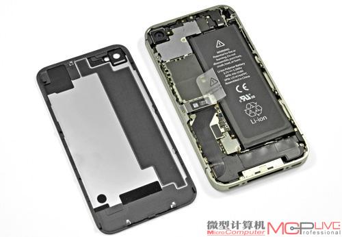 内部布局与iPhone 4并没有什么差别。