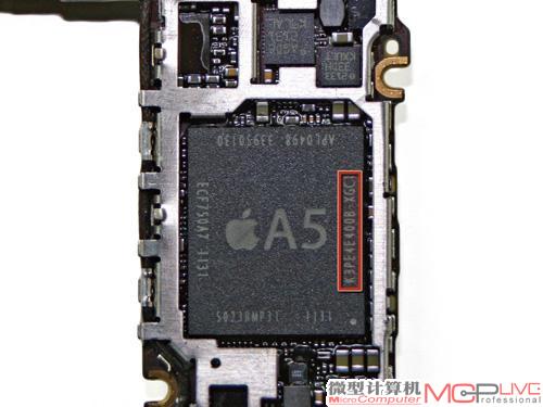 这就是iPhone 4S大的硬件更新了（摄像头算第二吧？）——Apple A5处理器，1GHz主频双核架构。同时它还内置了512MB内存。